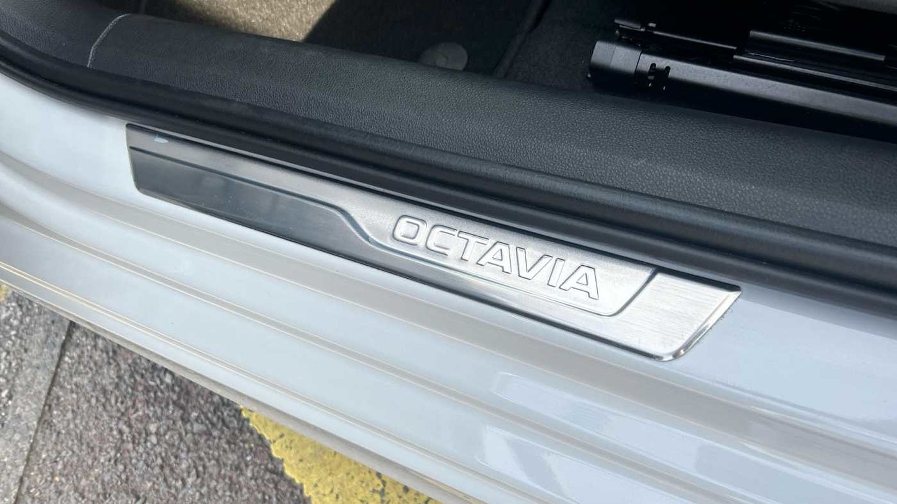 SKODA Octavia Hatchback 1.4 TSI  SE L iV (150ps) DSG