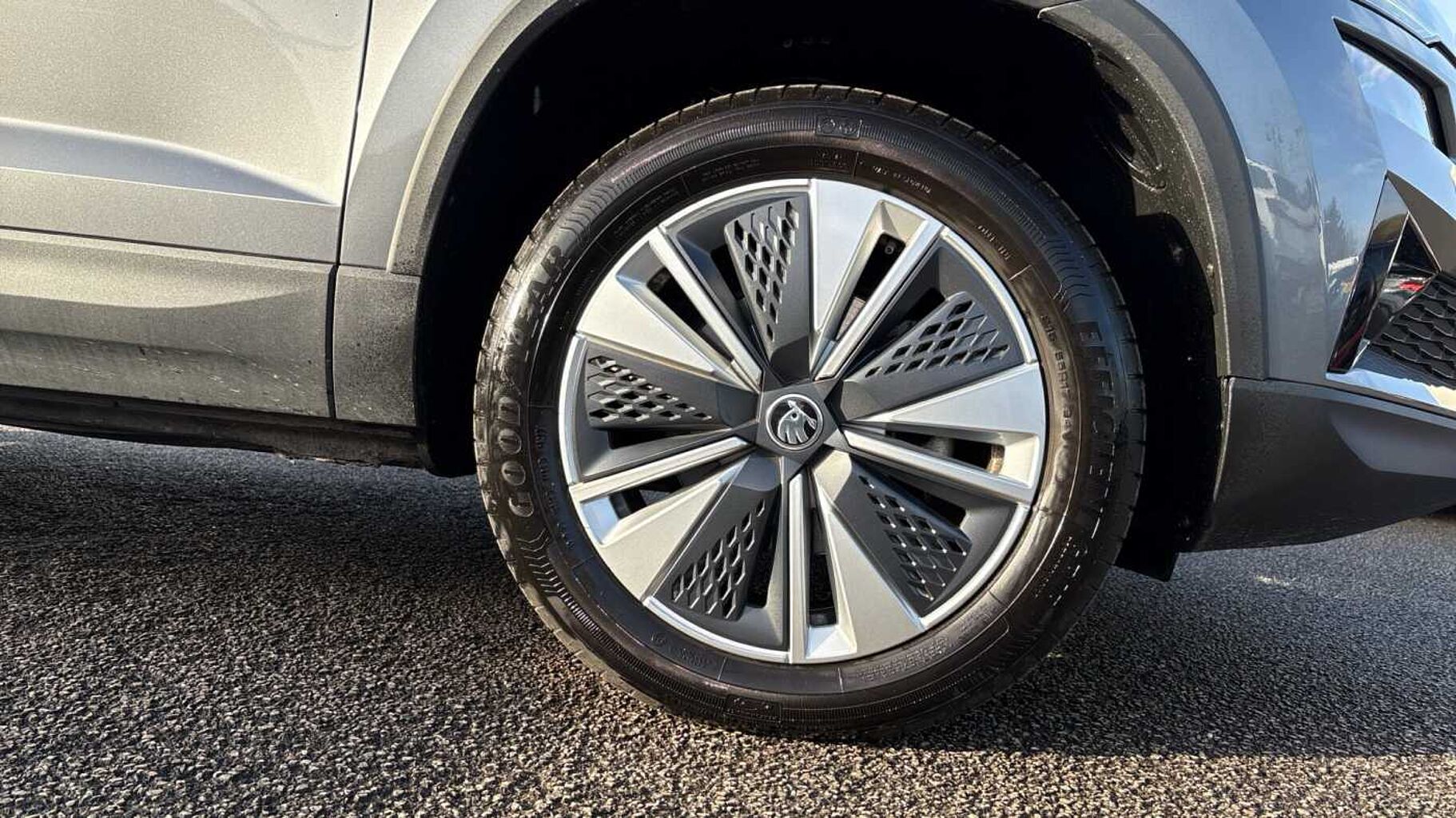 SKODA Karoq 1.0 TSI SE Drive 5dr Petrol Estate